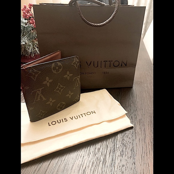 Louis Vuitton Other - Lv Wallet